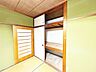 収納：【中間市朝霧の中古戸建】電気♪上水道♪下水道♪側溝♪駅まで徒歩8分圏内♪
