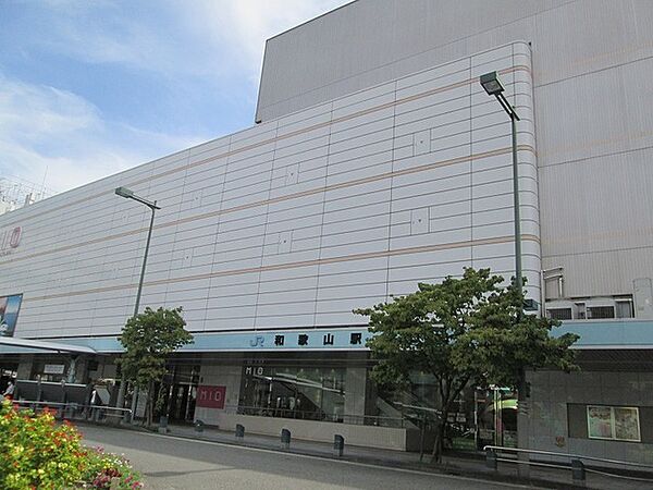 画像26:その他「JR和歌山駅西口まで750m」