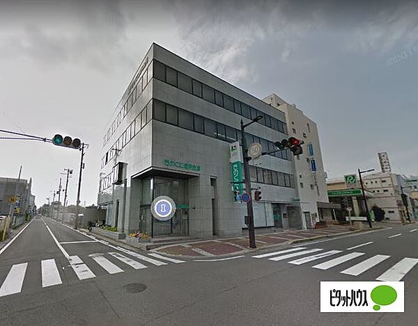 画像28:銀行「きのくに信用金庫和歌山支店まで725m」