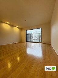 Ｉｔ‘ｓ新在家 G 1階3LDKのリビング/ダイニング