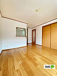 パレ・エクセランII 203 2階2LDKのリビング/ダイニング