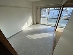 ファーストビル渡部 503 号室