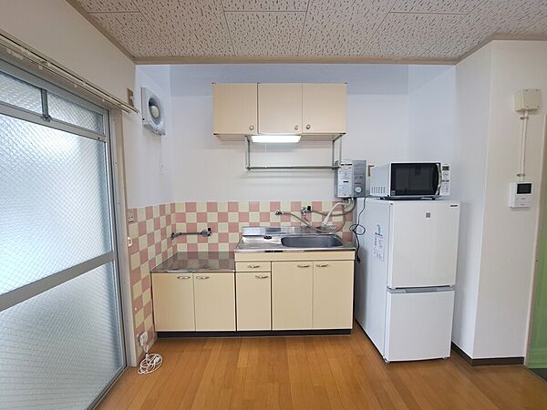 清水マンション 204 号室｜愛媛県松山市清水町4丁目(賃貸マンション1R・2階・23.10㎡)の写真 その4