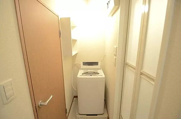 画像6:洗濯機置場