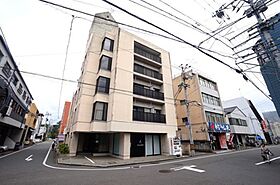 ドリームスクエアーかやまち 501 号室 ｜ 愛媛県松山市萱町1丁目（賃貸マンション2LDK・5階・73.14㎡） その1