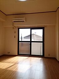 アルカンシエル・オーブ 102 号室 1階ワンルームのリビング/ダイニング