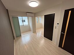 シャイン・ウェスト 207 号室 2階1LDKのリビング/ダイニング