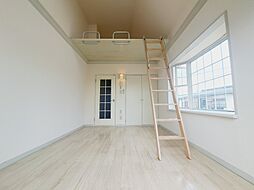 メゾン・ド・エヌワイ 201 号室 2階1Kのリビング/ダイニング