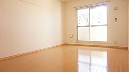 グラン　リュミエール 105 1階1Kのリビング/ダイニング