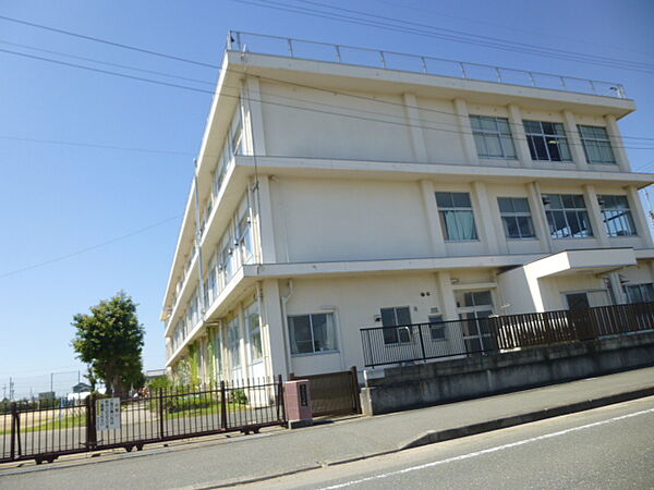 画像19:磐田市立竜洋東小学校（381m）