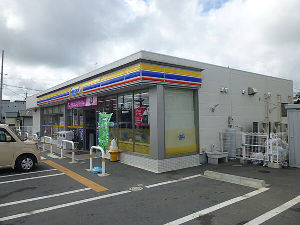 ミニストップ 磐田西高前店（1083m）