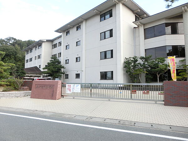 画像20:浜松市立富塚中学校（136m）