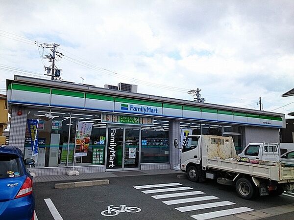画像15:ファミリーマート浜松可美公園店まで350m