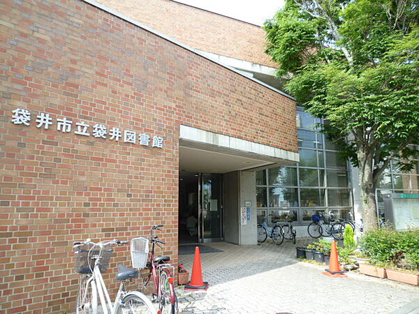 画像23:袋井市立袋井図書館（1013m）