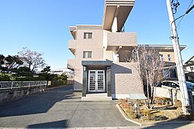 シャングリラ  ｜ 静岡県浜松市中央区植松町（賃貸マンション1LDK・2階・42.50㎡） その1