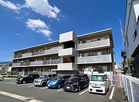 ヴィラ初生 201 ｜ 静岡県浜松市中央区初生町817-1（賃貸マンション1LDK・2階・48.04㎡） その1