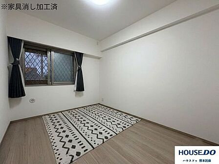 寝室やお子様のお部屋にぴったりな約5.4帖の洋室です♪