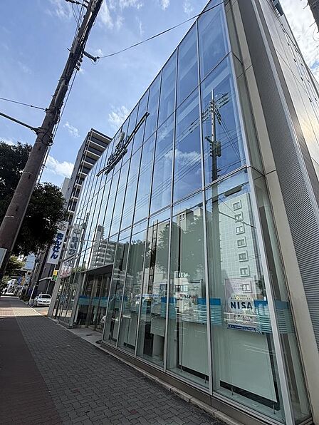 近畿産業信用組合まで徒歩3分