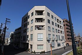 大段ビル  ｜ 広島県広島市中区南千田東町（賃貸マンション2LDK・4階・52.10㎡） その1