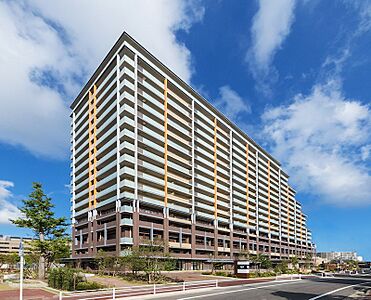 外観：18階建てセキュリティ充実のマンション！