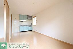 リシアンサス・ガーデン　F 101 1階2DKのリビング/ダイニング