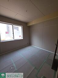 セレスティア西綾瀬 201 2階2LDKのリビング/ダイニング