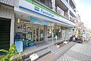 ファミリーマート谷塚駅東口店 980m