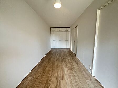 洋室3部屋にはクローゼット完備のためお部屋を広く使うことができます♪