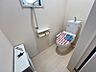 トイレ：トイレは1階と2階にございます！