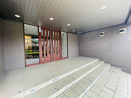 オートロック等の防犯設備も充実しています◎