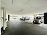 駐車場：駐車場は1住戸1台利用可能！お車を利用される方に嬉しいですね。
