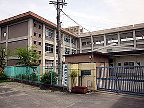 花田小学校