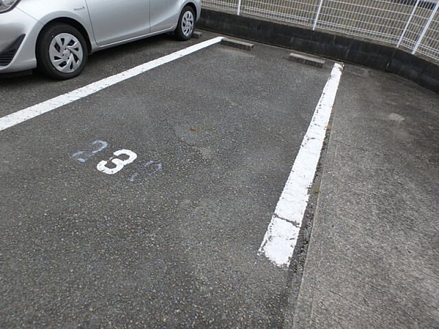 6 / 8