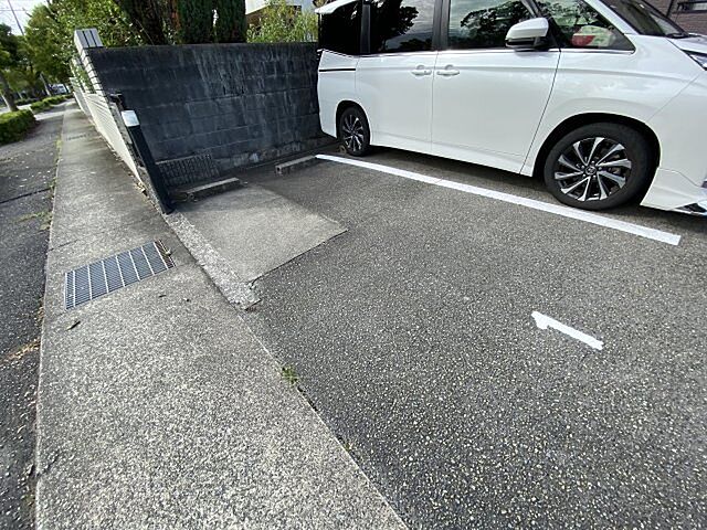 10 / 17