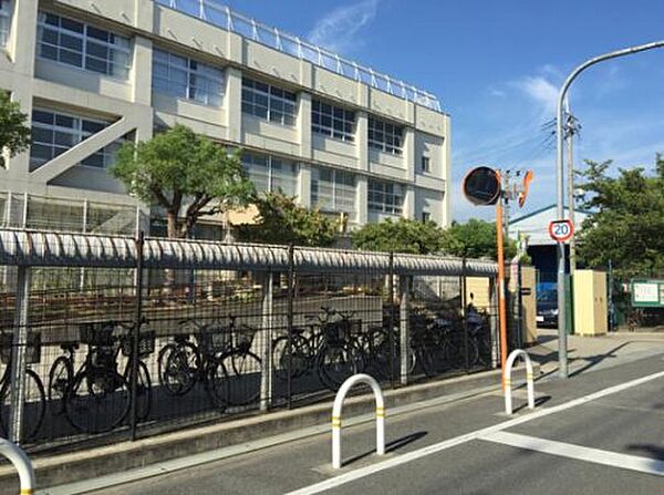 画像29:【中学校】東大阪市立弥刀中学校まで608ｍ