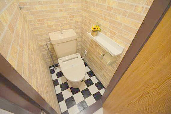 画像14:清潔感のあるトイレは、誰もがリラックスできる空間です。 
