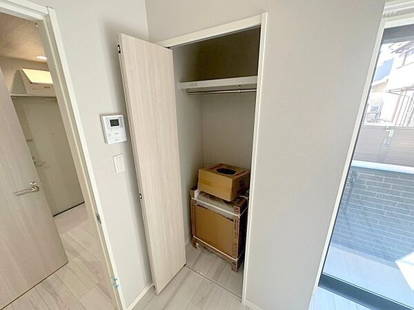 画像14:しっかり収納スペースも確保。使いやすいお部屋です。 