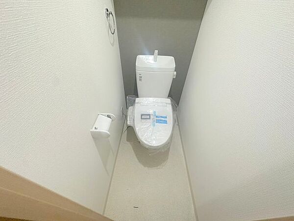 画像7:綺麗なトイレにはウォシュレット標準装備です。 