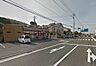 周辺：セブンイレブン 若松小石店（889m）