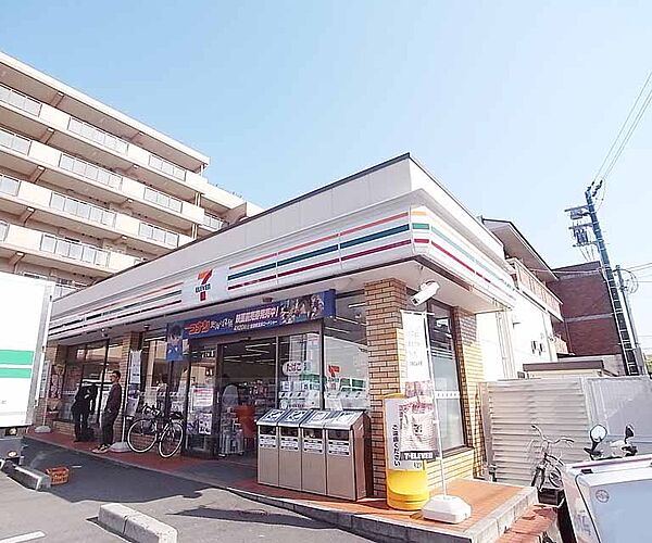 画像26:セブンイレブン田中上古川町店まで293m 北大路通り沿いにあります。駐車場も完備