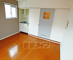 京都市営烏丸線 今出川駅 徒歩5分の賃貸マンション 6階ワンルームのリビング/ダイニング