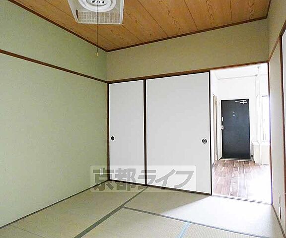 寝室