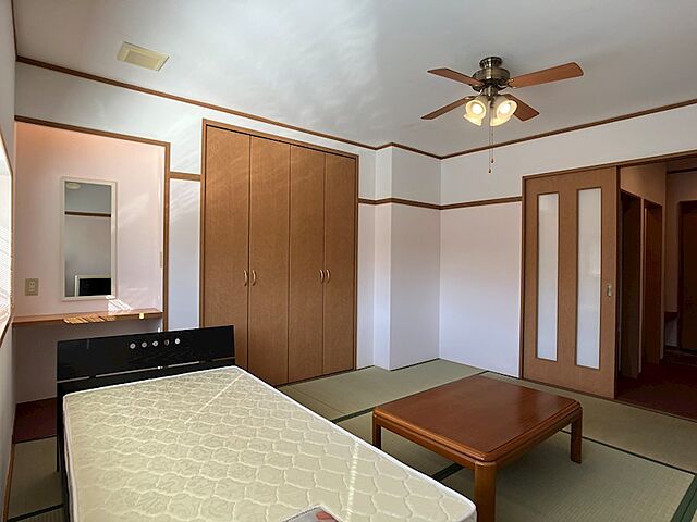 寝室