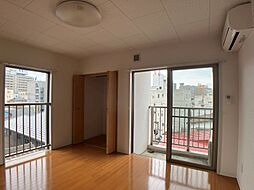 アローステート 401 4階1Kのリビング/ダイニング