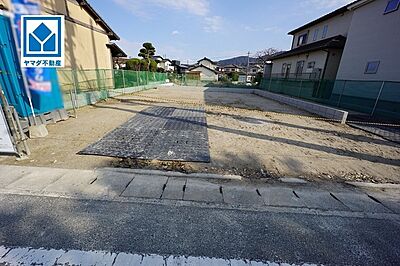 外観：10年間の瑕疵保証が付いた安心の新築戸建。最新の設備で気持ちの良い新生活を送りませんか。