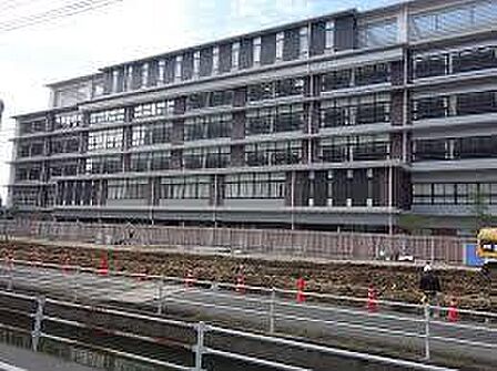 岡山市立桑田中学校(979m)