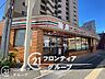 周辺：セブンイレブン堺光明池駅東店 徒歩2分。 140m