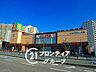 周辺：ライフ堺駅前店 徒歩5分。 400m