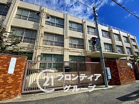 大阪市立墨江小学校 徒歩4分。 260m