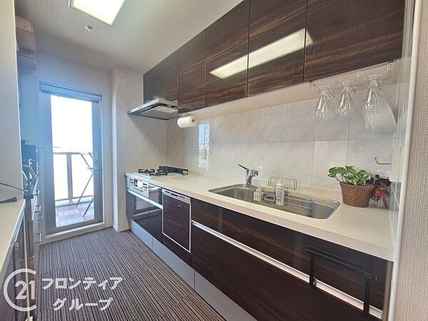 キッチンを拡大表示